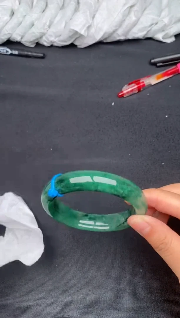 石英质玉（非洲翠）手镯未镶嵌非洲翠A货拍一发一174