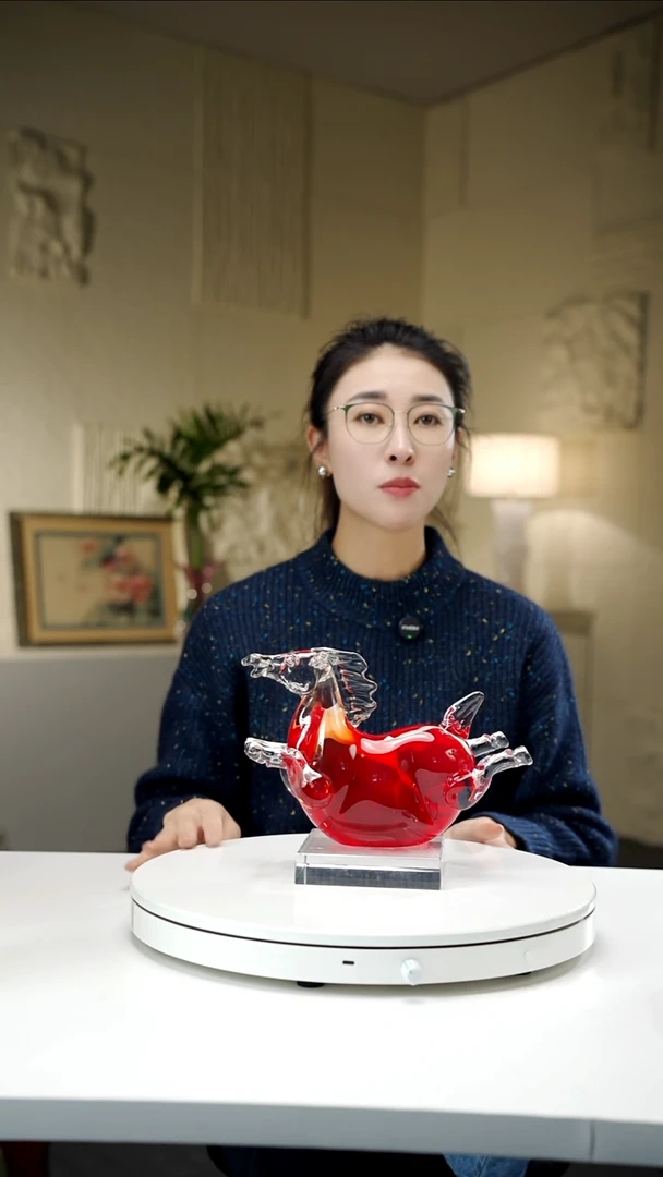 手工艺品琉璃宝石红色小马摆件带底座