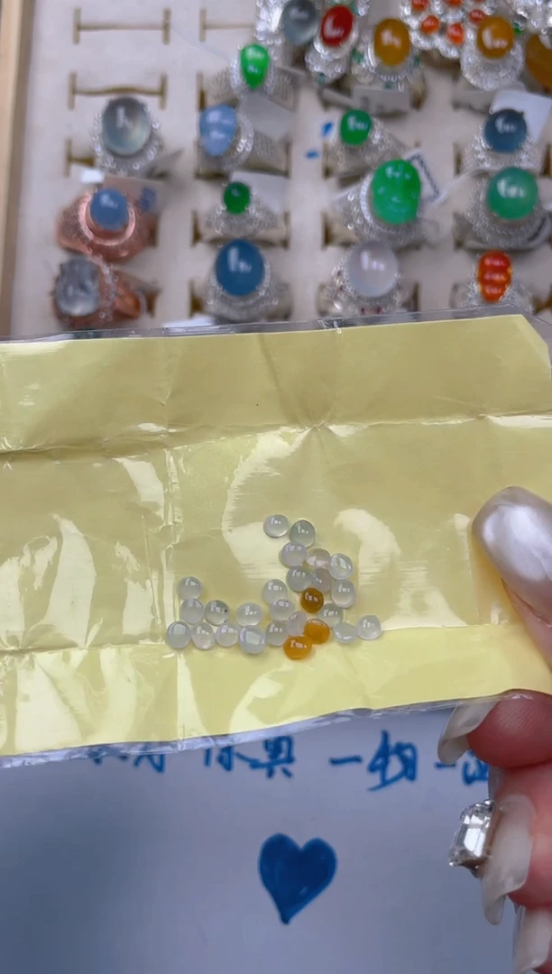 裸石翡翠天然翡翠蛋面50