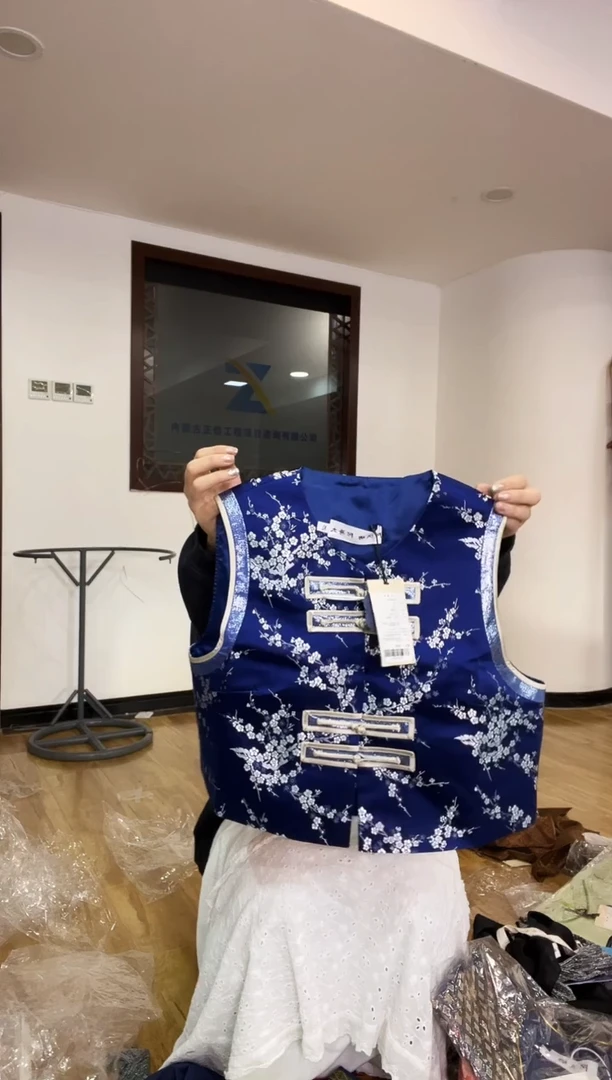 马甲 Xl 125斤以里