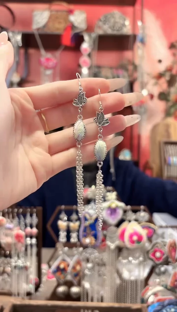 织绣云织谣民族风精美饰品 29