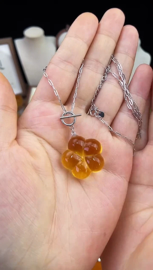 琥珀未镶嵌珠宝奇石柒月