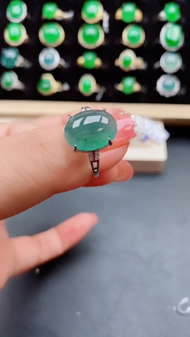 【闪购商品】翡翠戒指银S925镶嵌585005