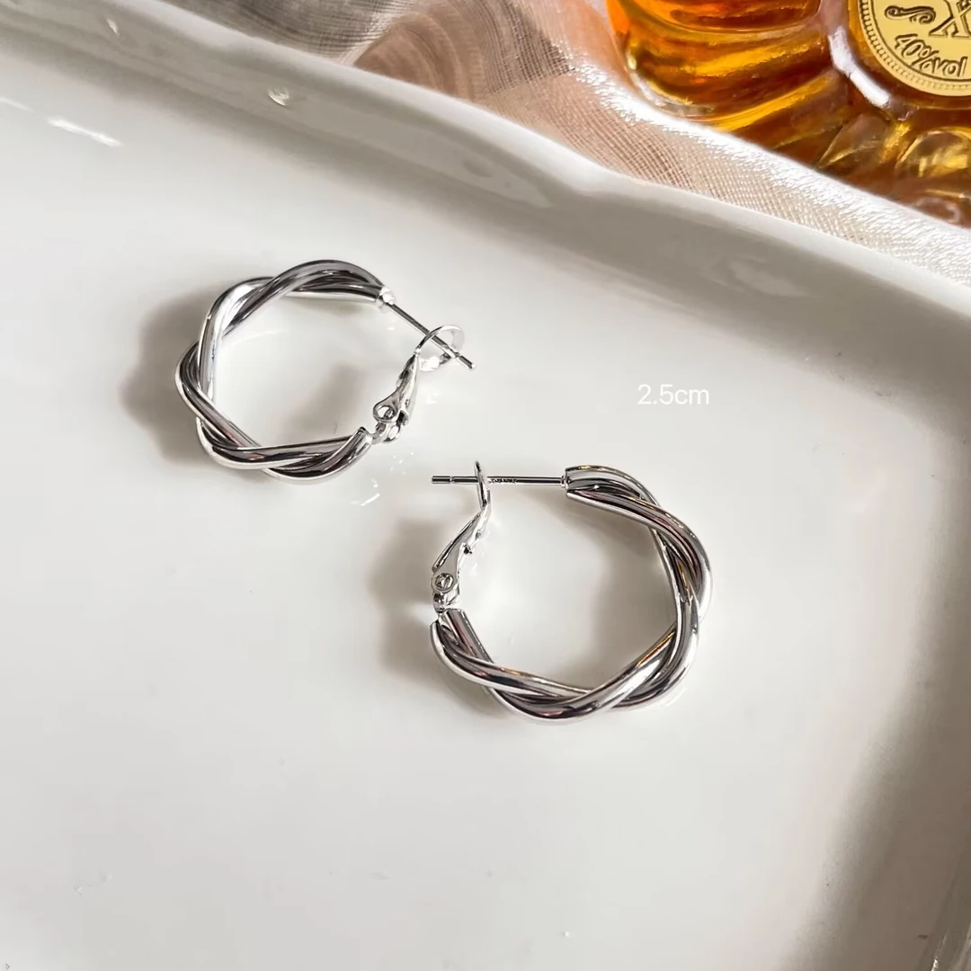 合金耳饰 G42487耳圈 不仅仅是一款耳饰 ，更是女生精致生活的体现