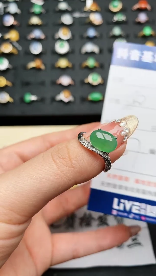【闪购商品】翡翠戒指银S925镶嵌..........