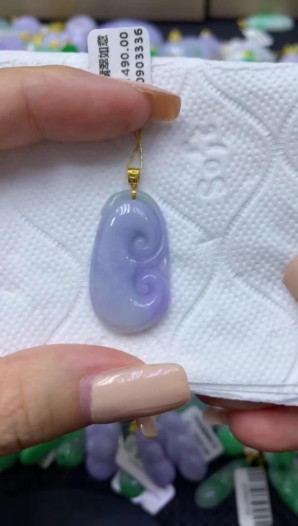 颈饰18K金镶嵌翡翠天然缅甸翡翠A货