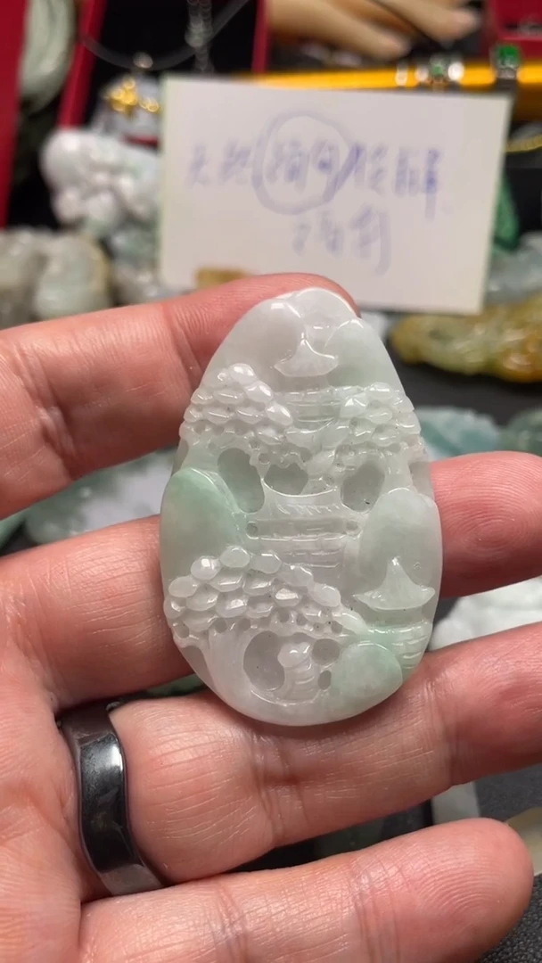 颈饰未镶嵌翡翠天然缅甸翡翠A货