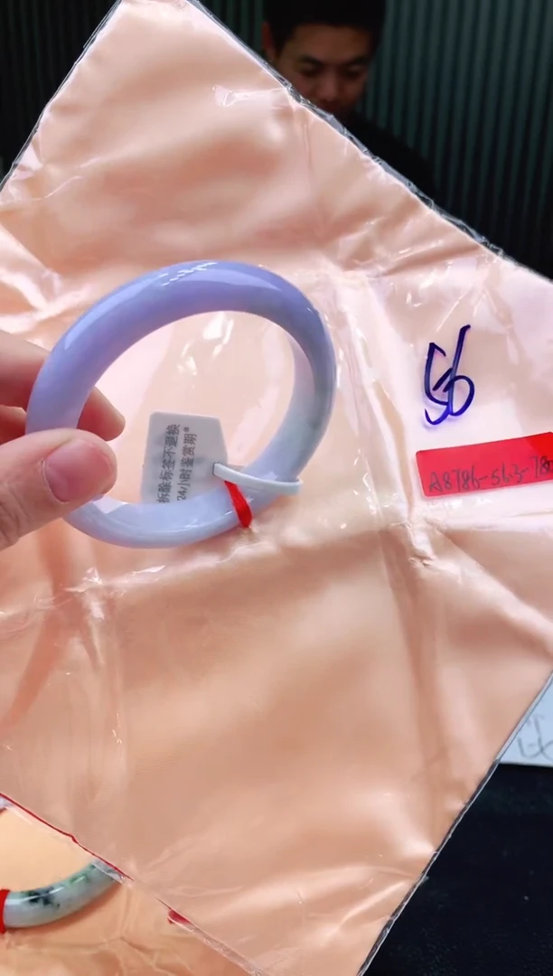 未镶嵌手镯翡翠56