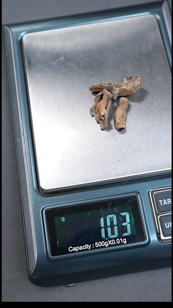 沉香沉香碎屑芽庄土沉1g