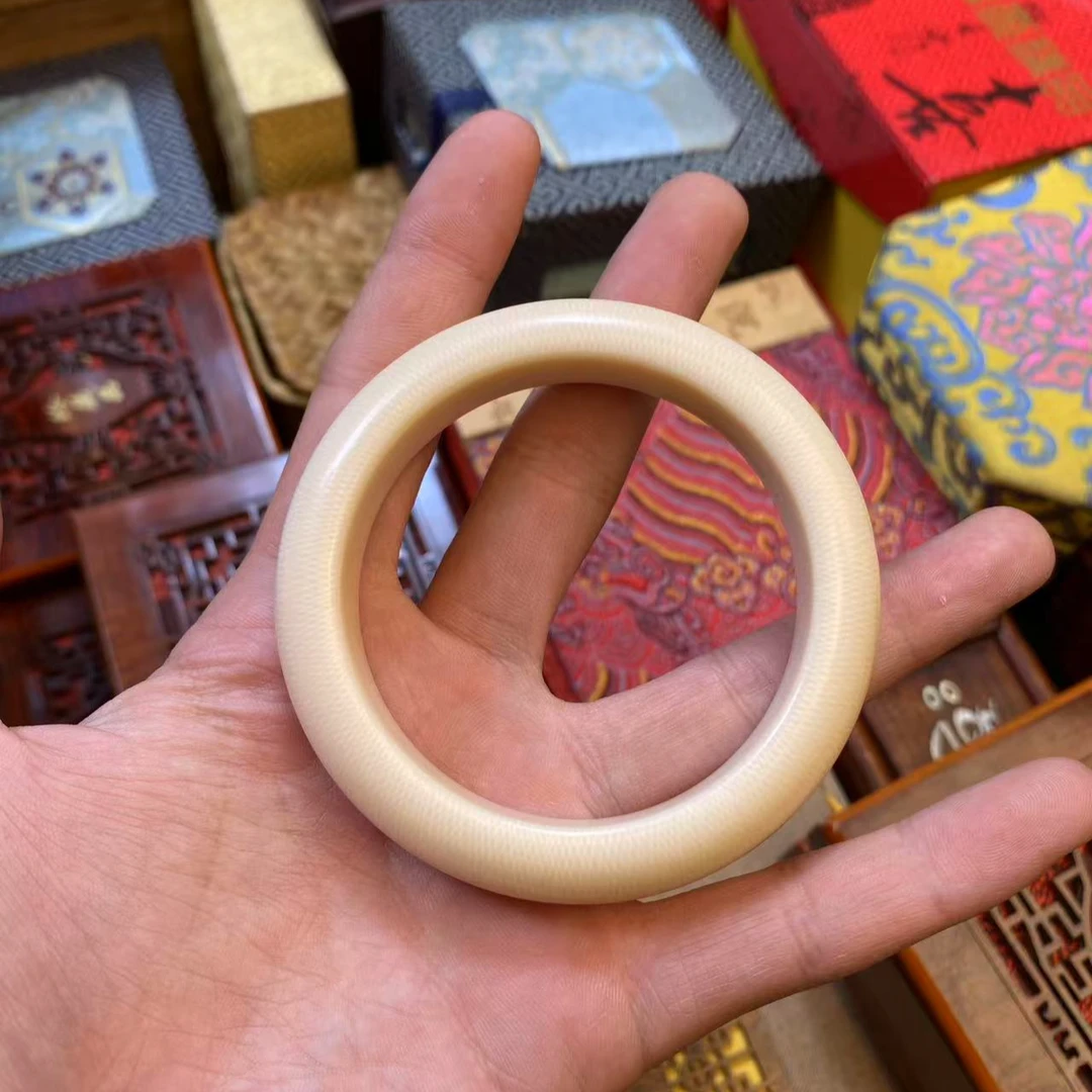 【闪购商品】-猛犸内直切手镯