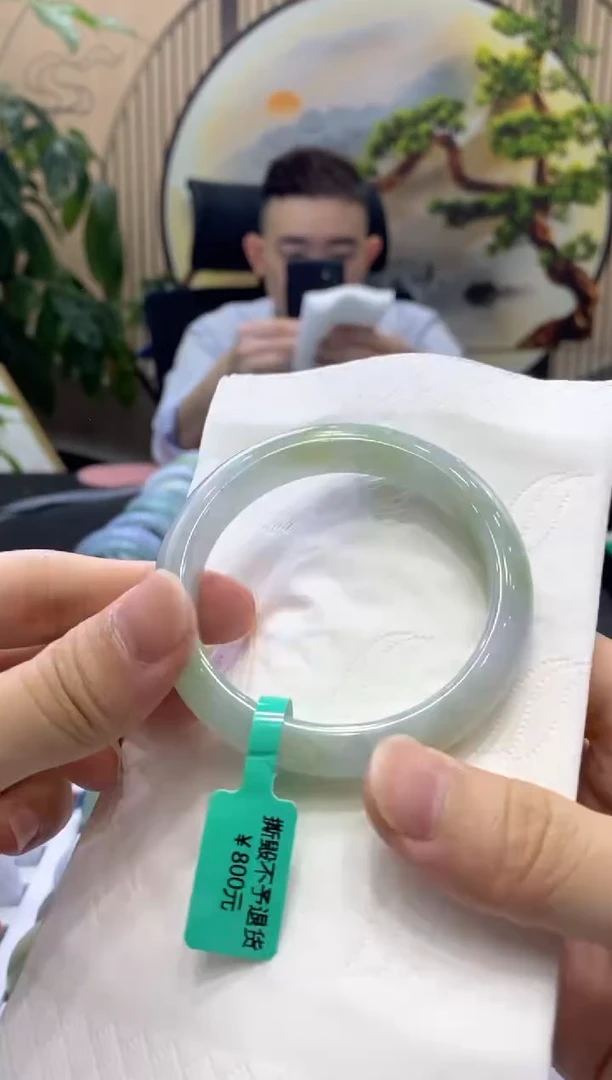 翡翠手镯未镶嵌000000000005368