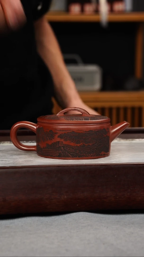 【闪购商品】紫砂茶壶龙血砂 汉瓦 盖刻长城