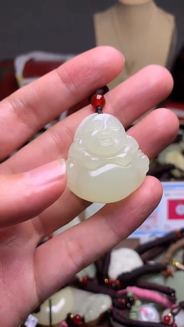 玉新疆料青海料清水弥勒佛吊坠