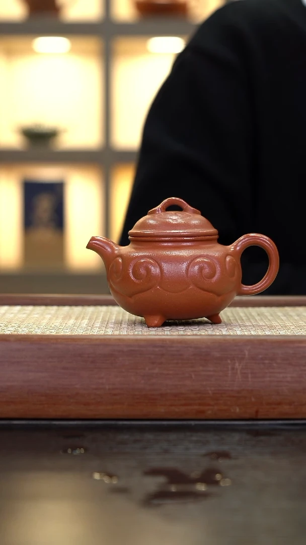 茶壶紫砂朱泥三足仿古如意