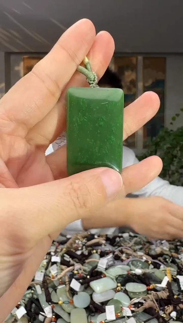 未镶嵌和田玉挂件拍一发一