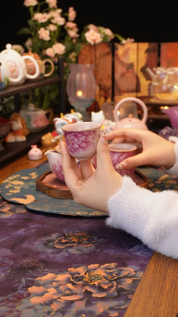 【闪购商品】粉汝牡丹花口杯······