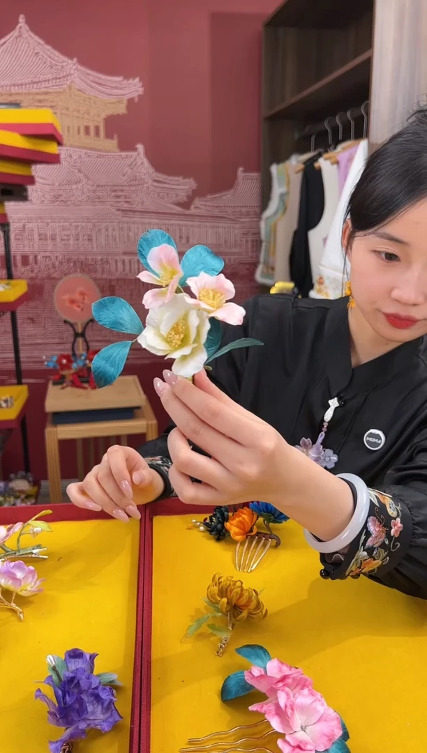 【闪购商品】刺绣非遗绒花（发饰）