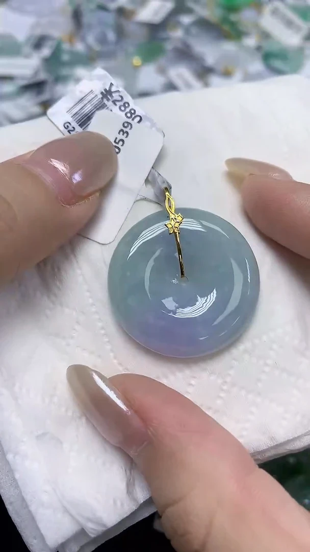 翡翠18K金镶嵌颈饰天然缅甸翡翠A货