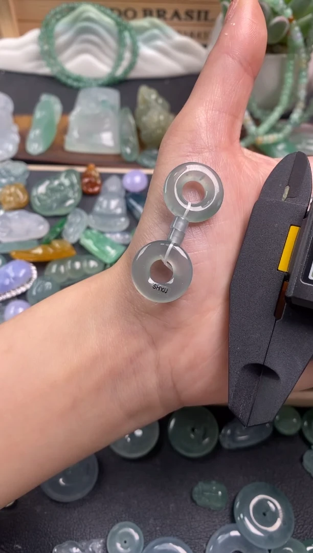 颈饰未镶嵌翡翠甜甜圈一对