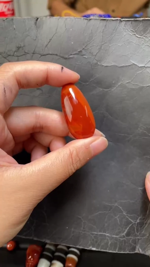 未镶嵌48南红玛瑙吊坠