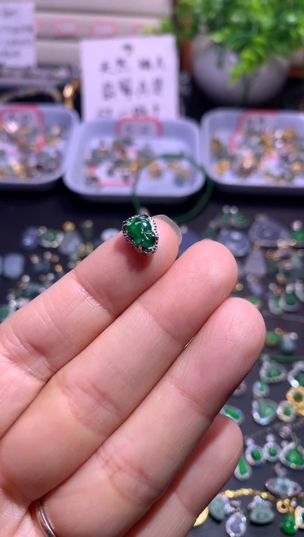 翡翠银S925镶嵌吊坠(不含链)1