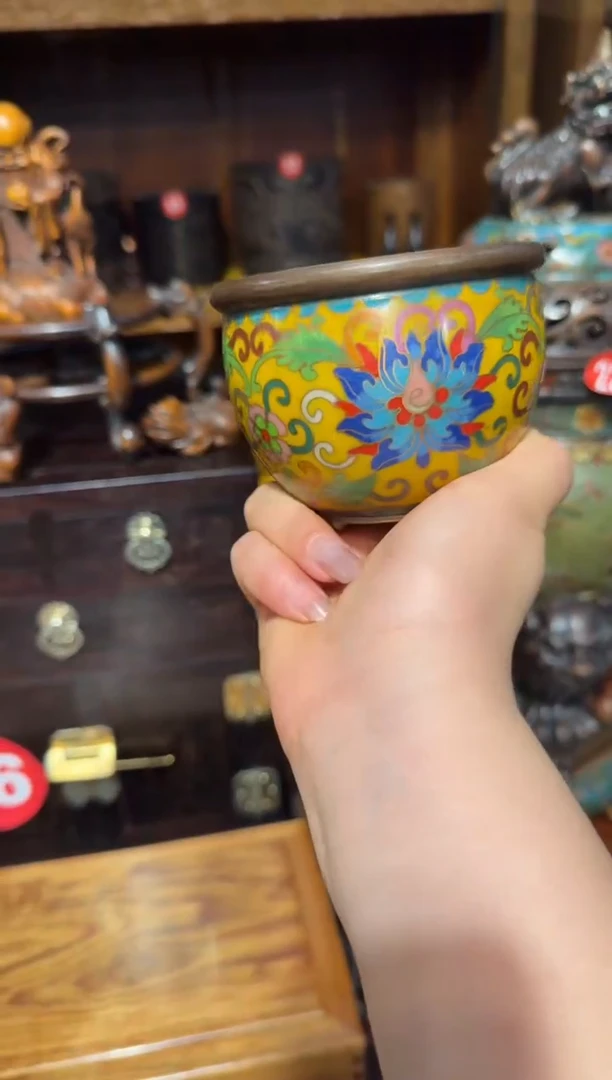 木珐琅彩黄缸168.888