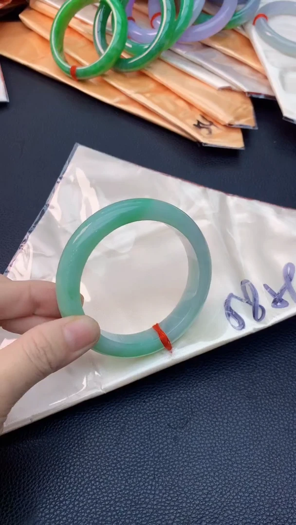未镶嵌手镯翡翠0047331940