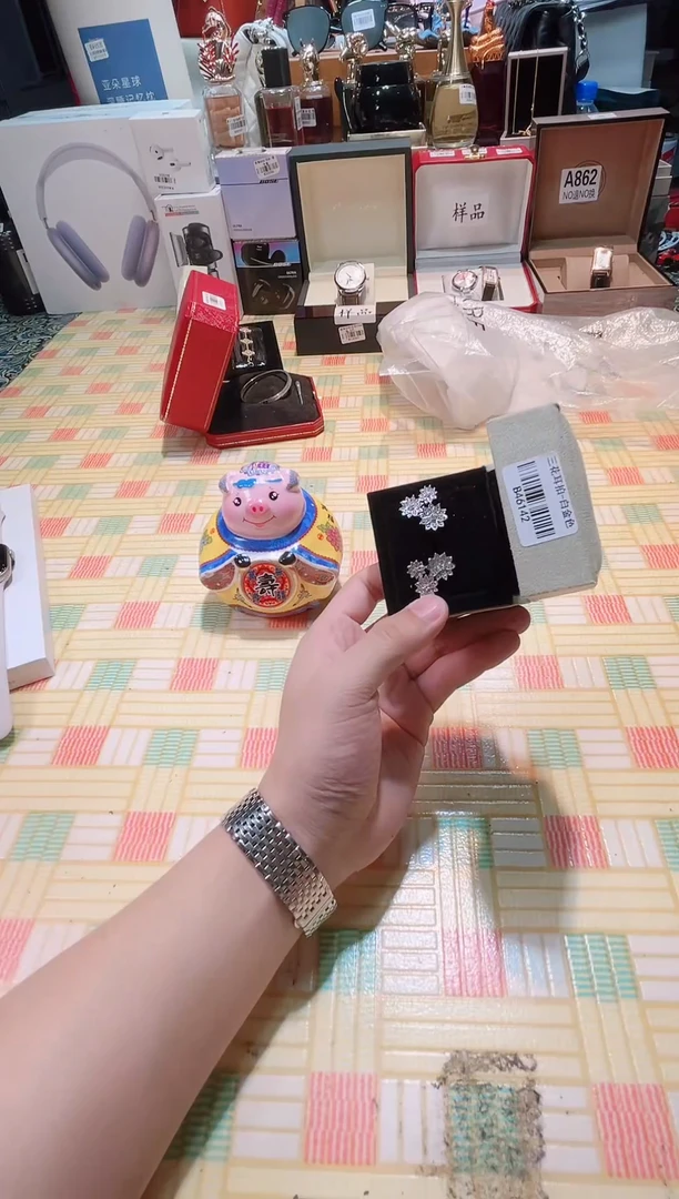 瓷片瓷器 库房到期 全部地板价@@1