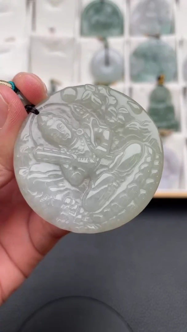 颈饰未镶嵌翡翠天然缅甸翡翠A货233