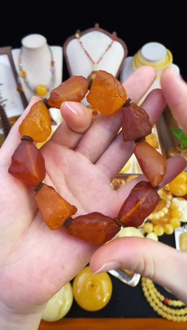 琥珀未镶嵌珠宝奇石柒月