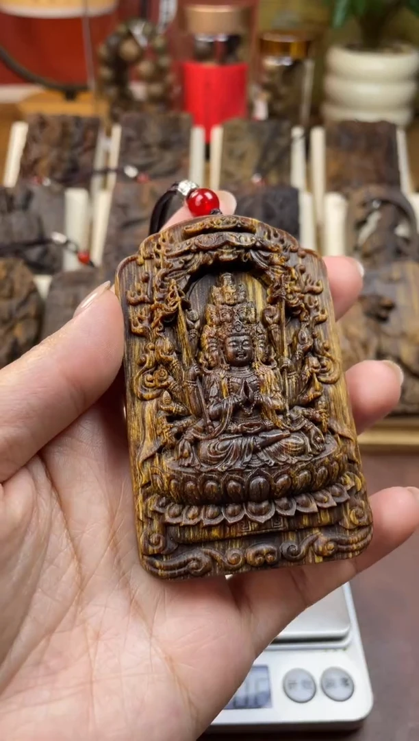 木木雕款芽庄 十二生肖守护 千手观音 8cm 送 养香瓶