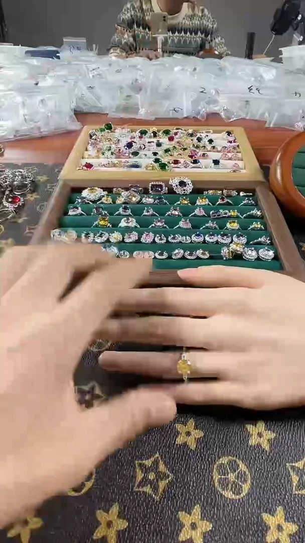 合金合成钻石黄 戒指