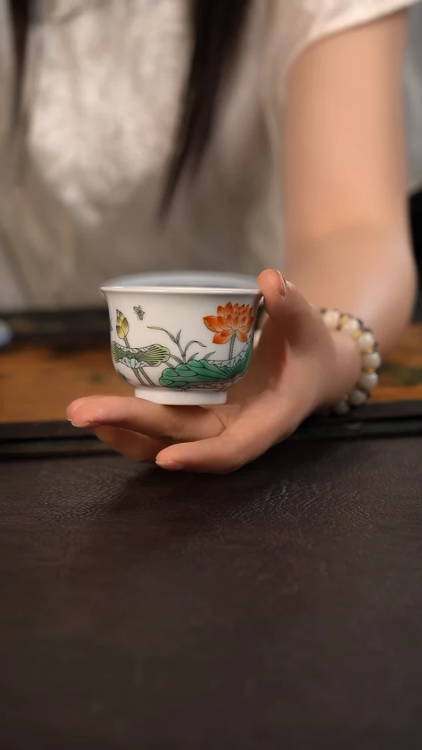 云霞珍藏古彩红炉爱莲说炉式杯
