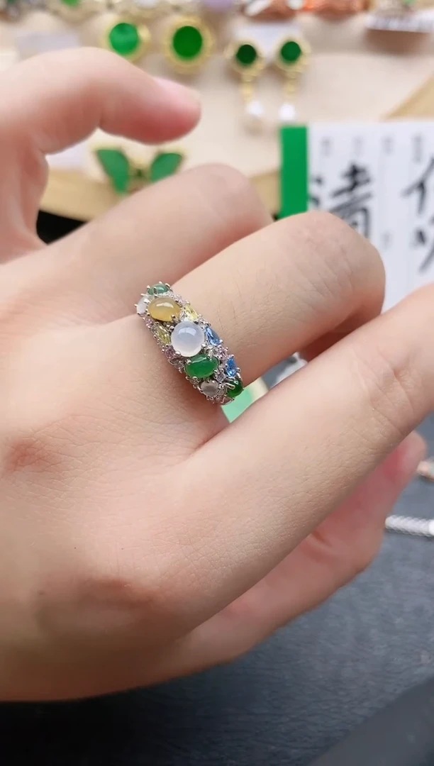 翡翠戒指银S925镶嵌1111