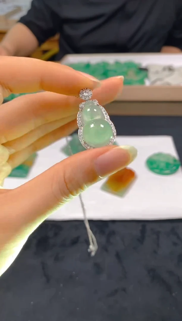 石英质玉合金颈饰607