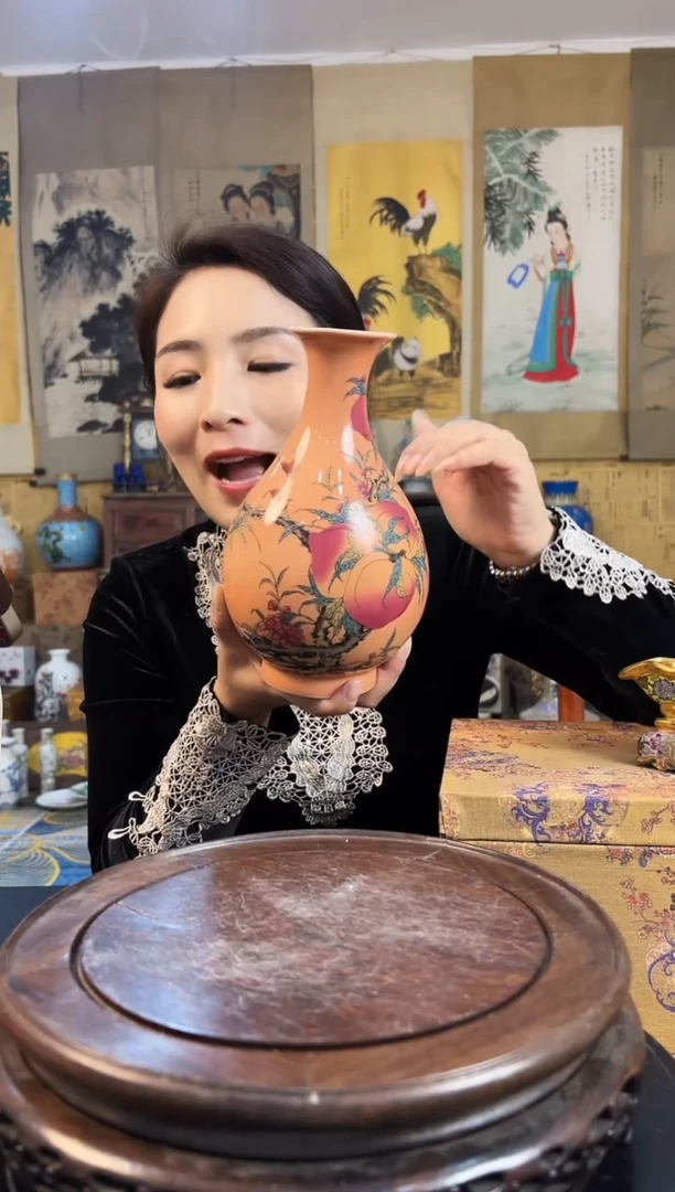 瓷片景德镇陶瓷红稀土赏瓶