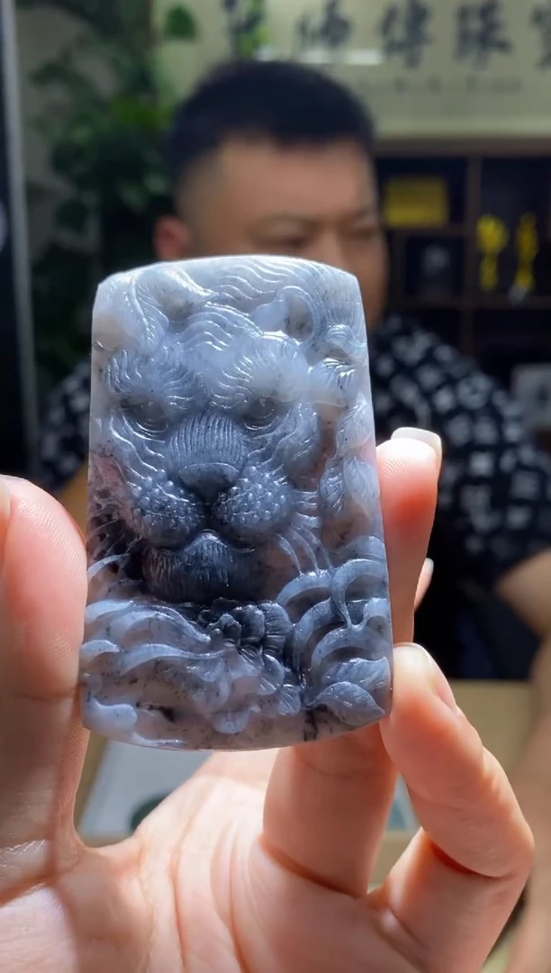 定制翡翠未镶嵌你***子老虎