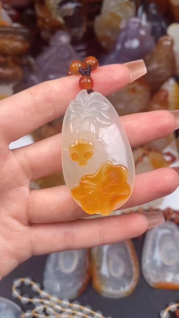 玛瑙/玉髓颈饰未镶嵌空*AA