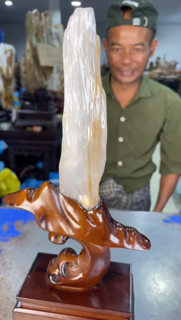 未镶嵌摆件硅化玉59