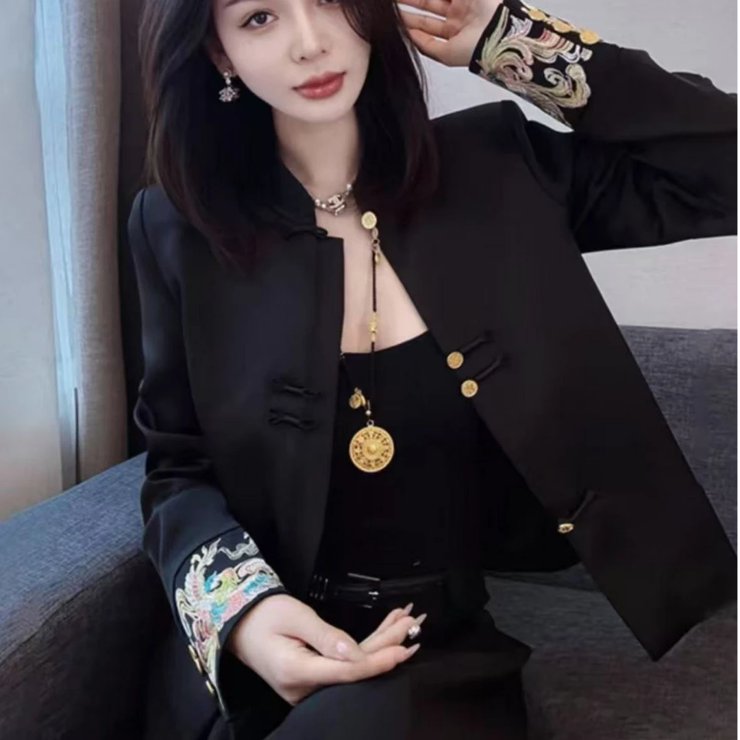 2025早春新中式女装国风唐装上衣高级感独特超好看小香风黑色外套