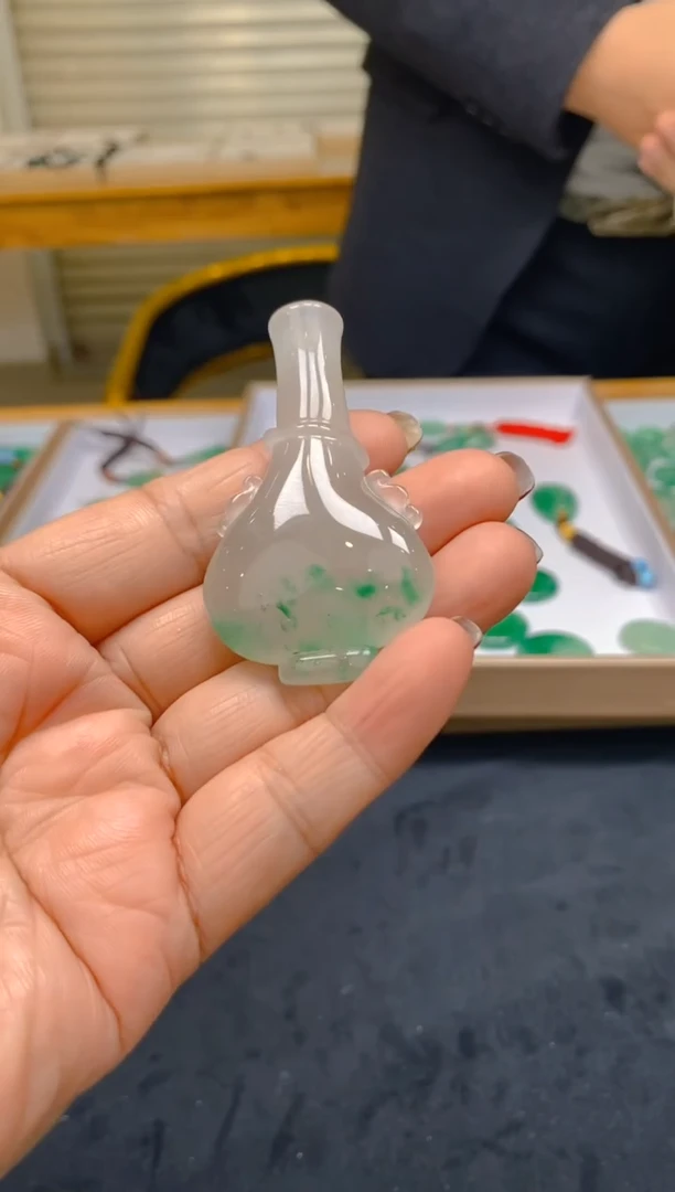 【闪购商品】石英质玉颈饰未镶嵌美人冰非洲翠042