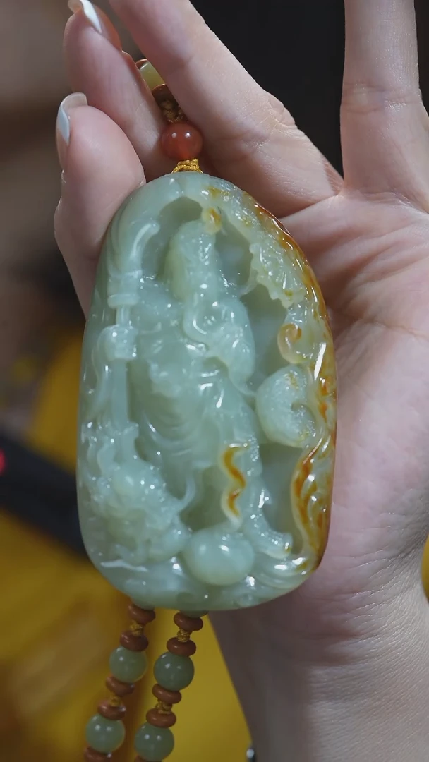 颈饰未镶嵌和田玉关公