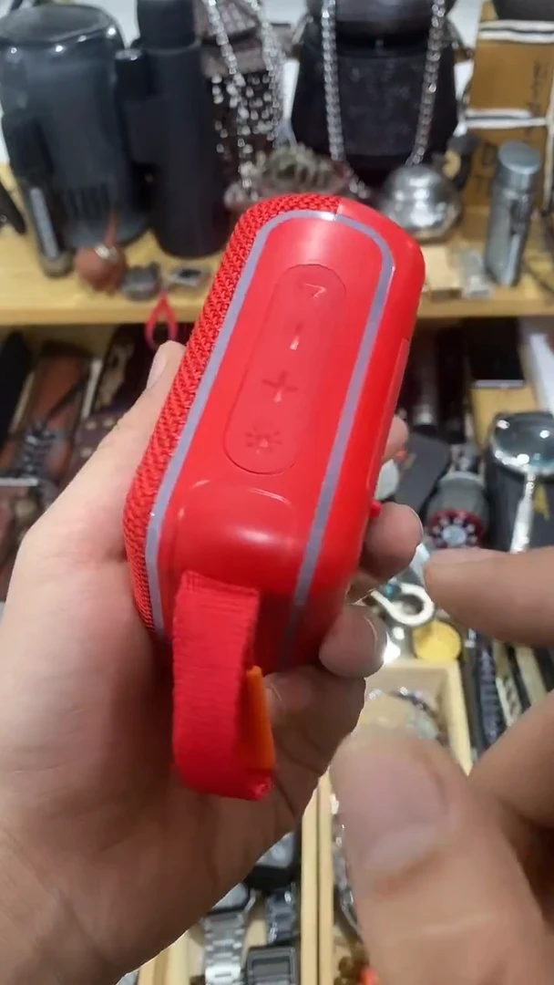 瓷片闪购商品  如图所示