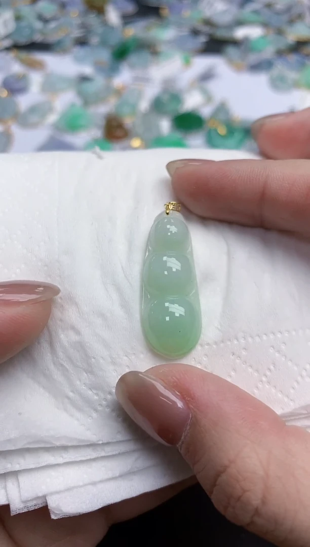 【闪购商品】翡翠颈饰18K金镶嵌天然缅甸翡翠A货