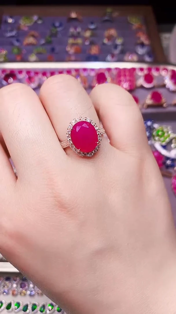 银S925镶嵌戒指红宝石....