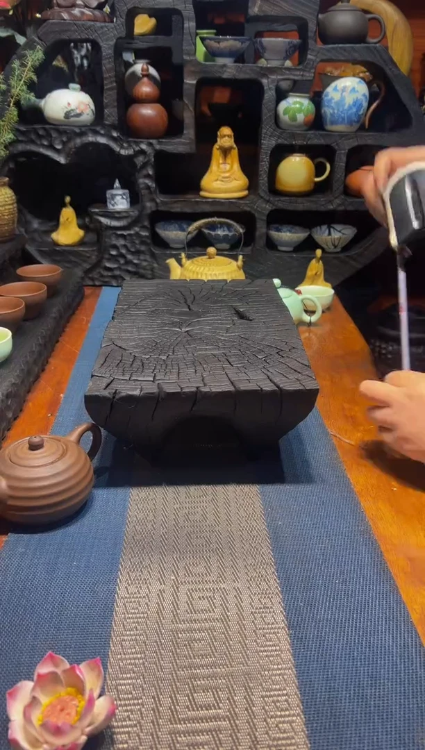 【闪购商品】香樟木木雕一物一拍