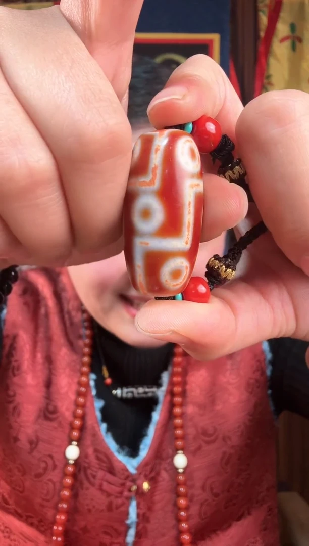 无非金属藏地红肉9眼古珠