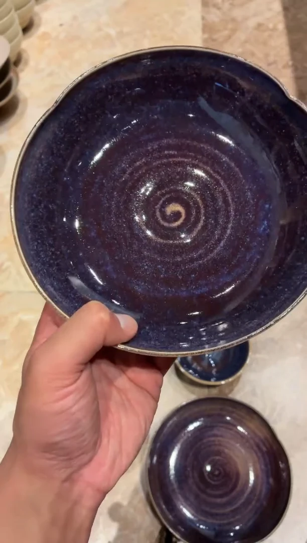 瓷片氵168微瑕窑变紫手工盘