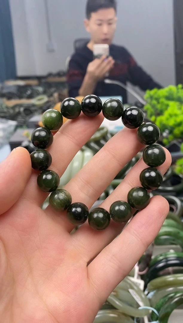 未镶嵌手镯和田玉12mm