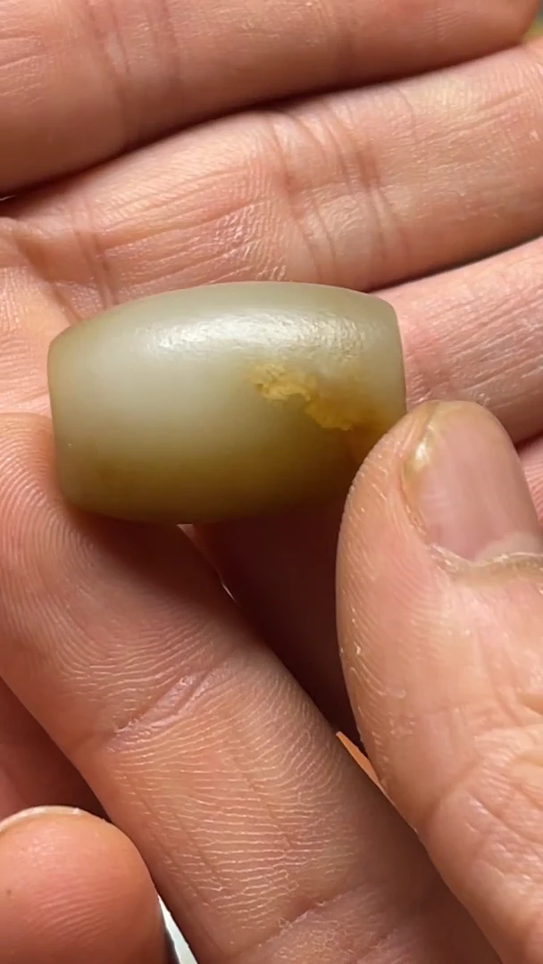 和田玉未镶嵌颈饰1